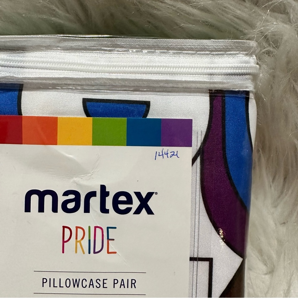 Pride Pillowcases - Picture 2 of 6